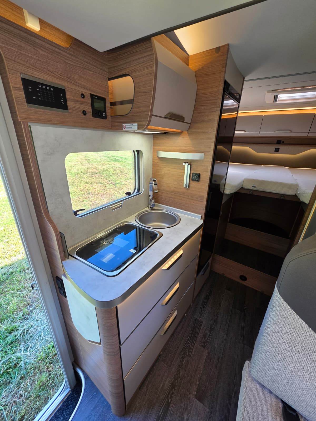 KNAUS Van Wave 640 MEG Vansation auf VW Crafter TDI 2.0 l, 177 PS 5