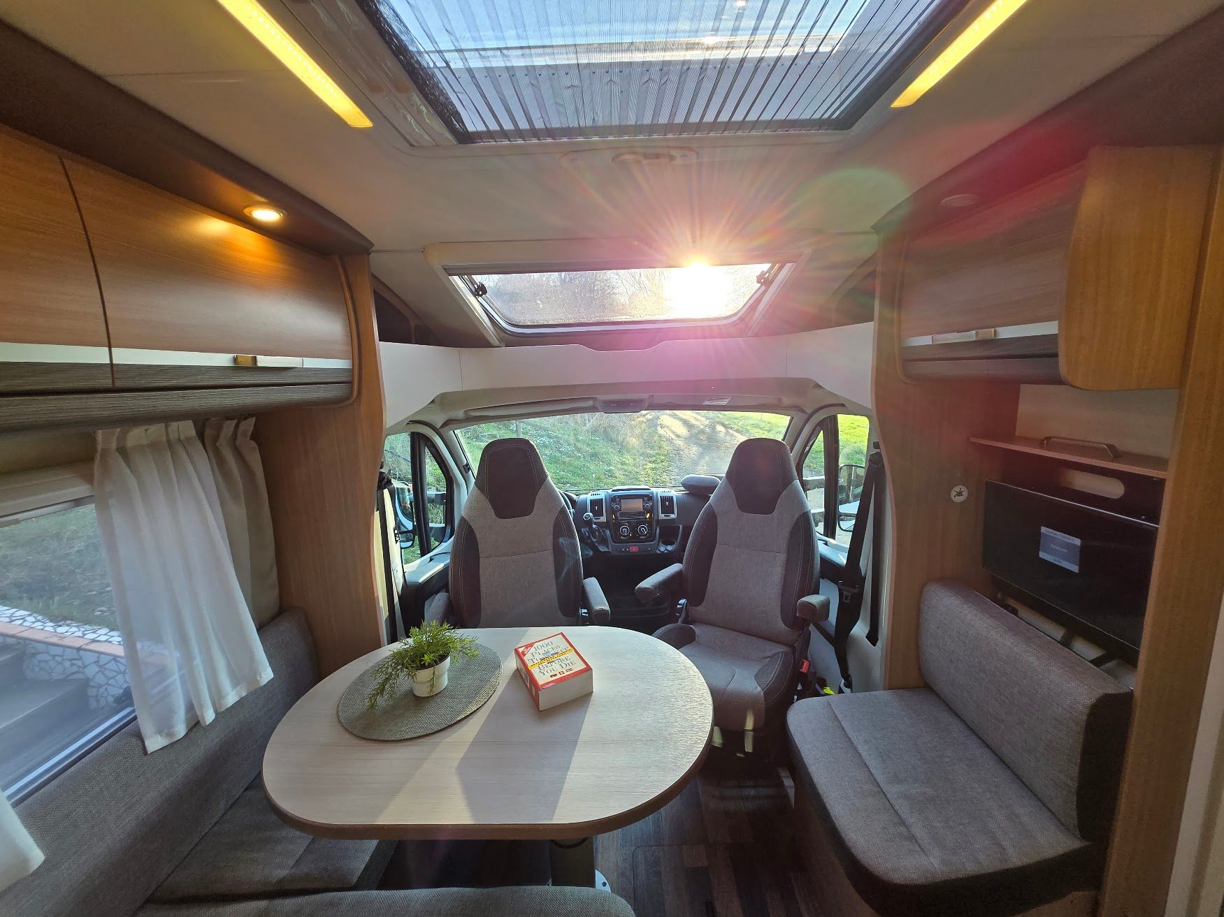 KNAUS VAN TI 650  2
